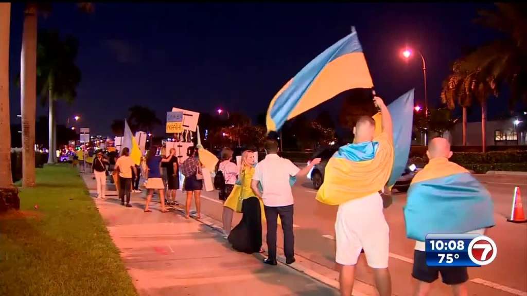South Florida coming together in support for Ukraine in Hallandale