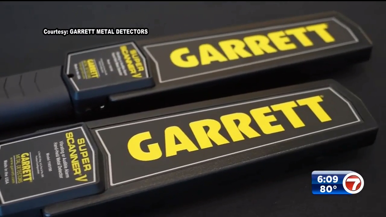 Broward County Public Schools to implement handheld metal detectors in
