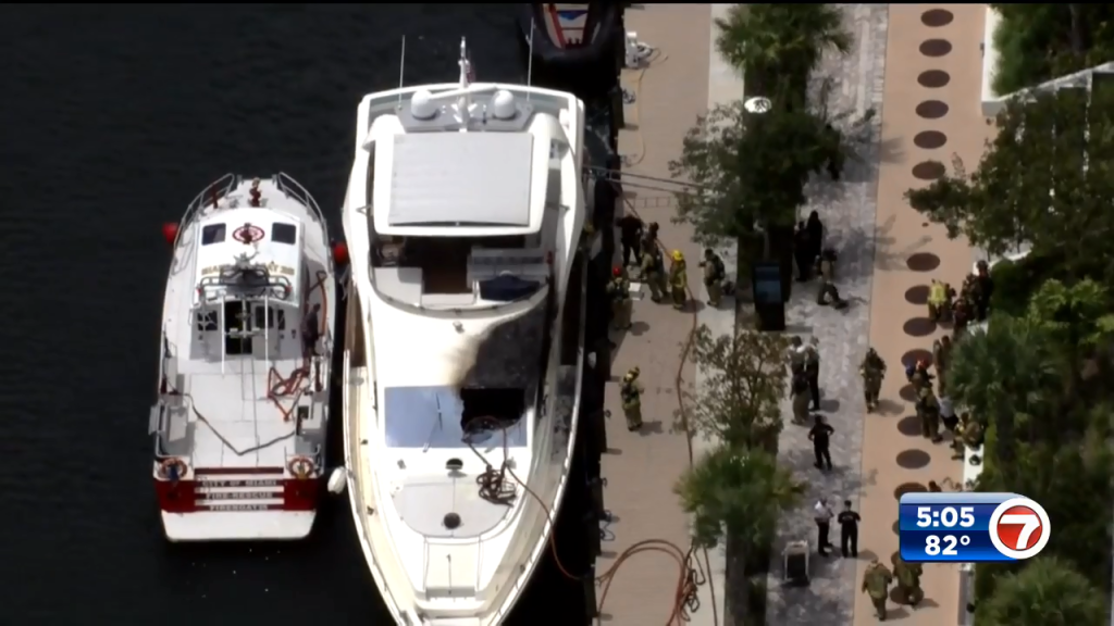 85foot yacht catches fire in Miami WSVN 7News Miami News, Weather