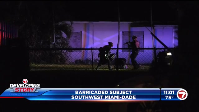 Woman barricades self in SW Miami-Dade home; husband, 3 children OK – WSVN 7News | Miami News, Weather, Sports