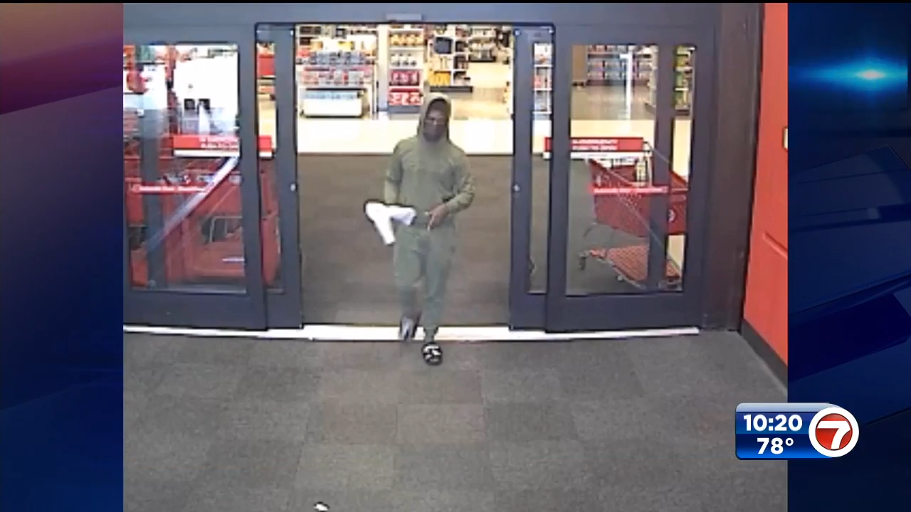 Man caught on surveillance in North Lauderdale using stolen credit