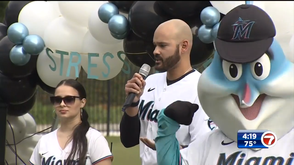 Marlins pitcher Lopez speaks to students in Doral about handling stressful situations