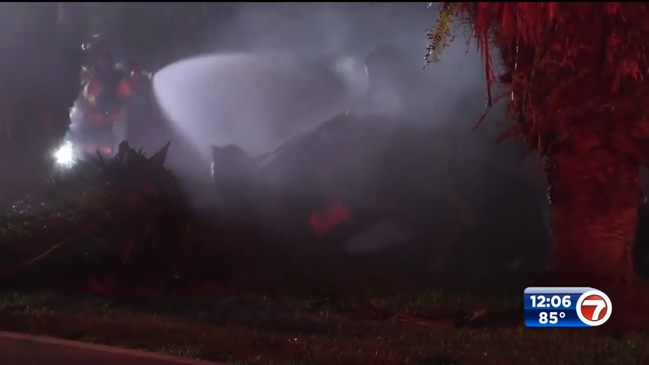 1 dead after car engulfed by flames following crash in SW Miami-Dade ...