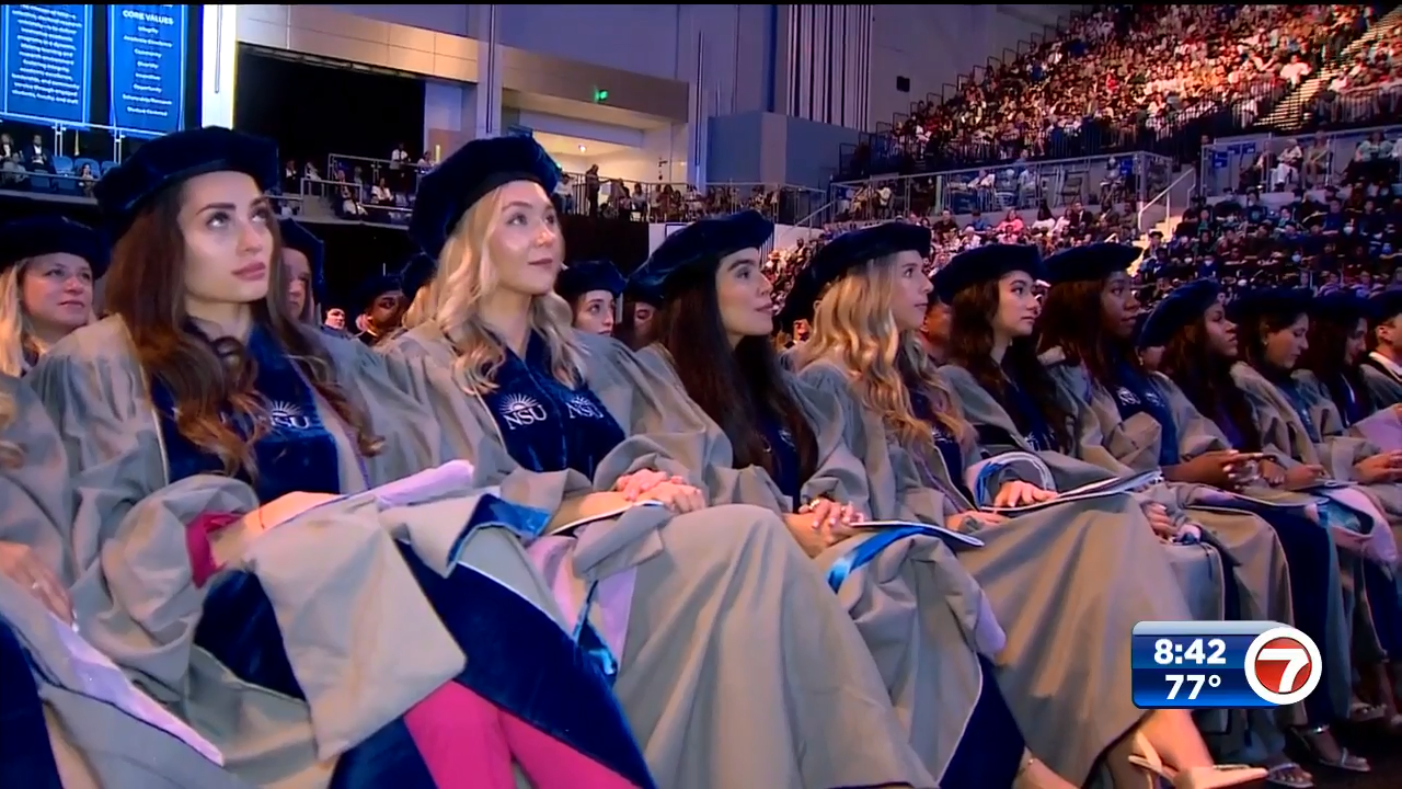 Inaugural class graduates from NSU’s College of Allopathic Medicine