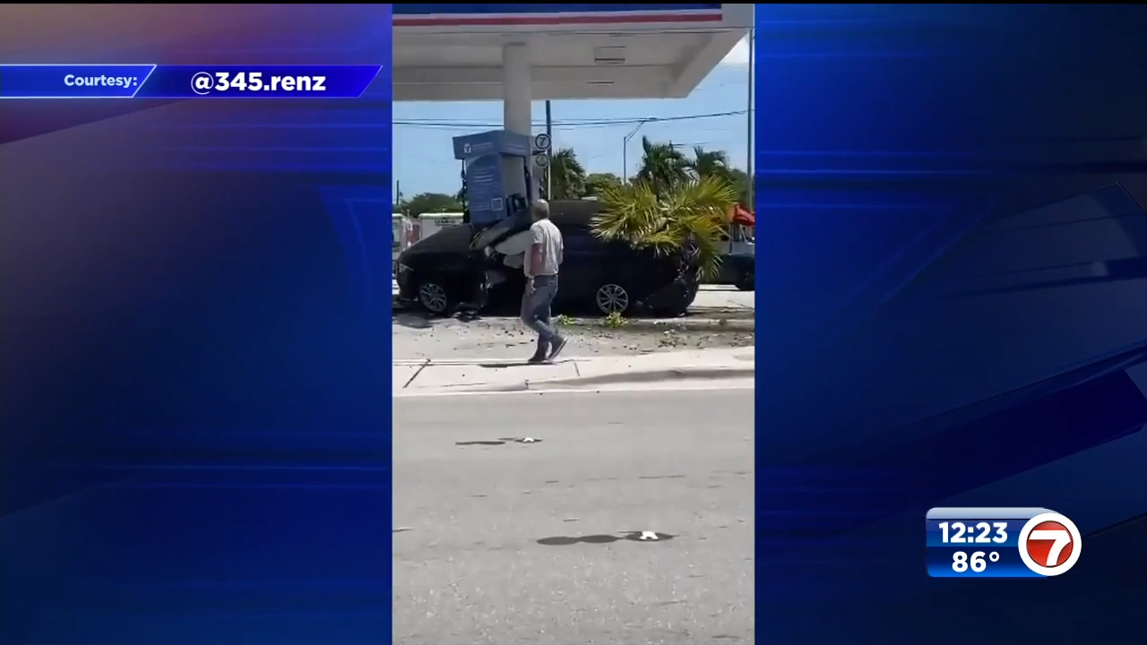 071522 Car Crashes Into Gas Station WSVN 7News Miami News Weather 071522-car-crashes-into-gas-station-wsvn-7news-miami-news-weather