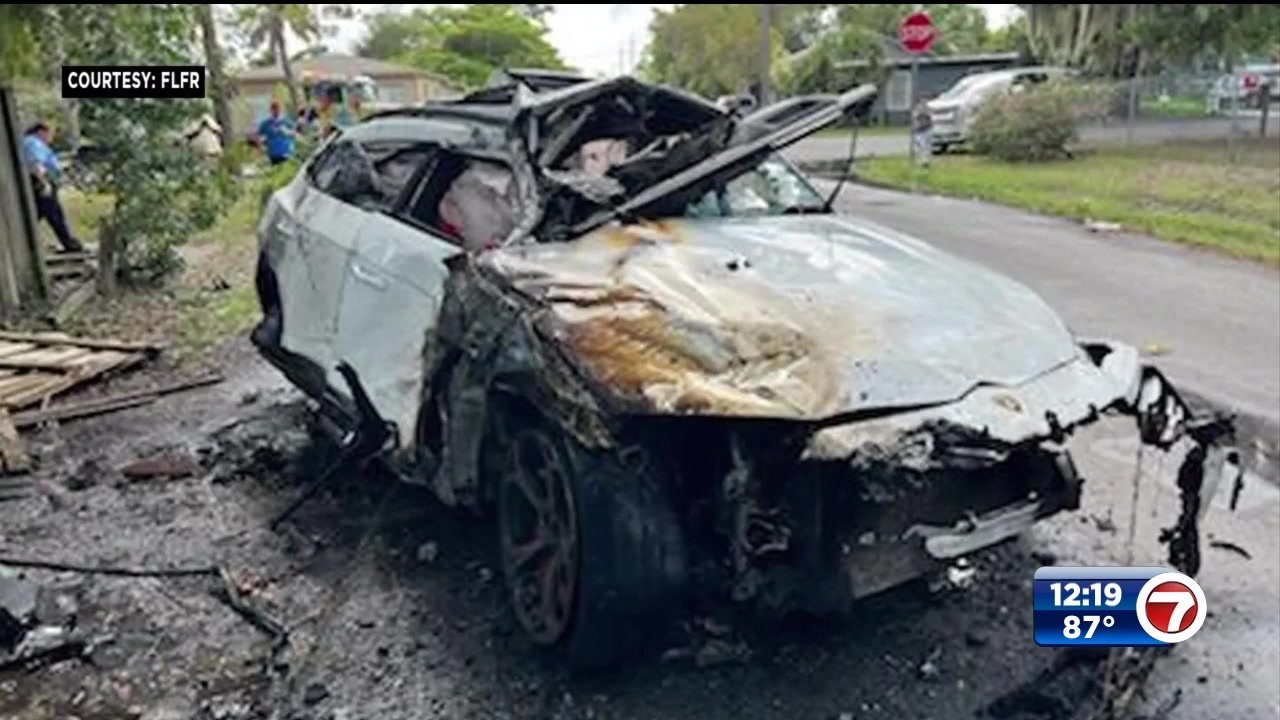 Lamborghini SUV goes airborne, hits roof of Fort Lauderdale duplex and  flips over in fiery crash; driver flees – WSVN 7News | Miami News, Weather,  Sports | Fort Lauderdale