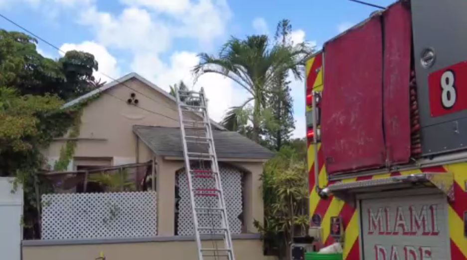 Crews free man trapped inside burning North Miami Beach home – WSVN 7News | Miami News, Weather, Sports