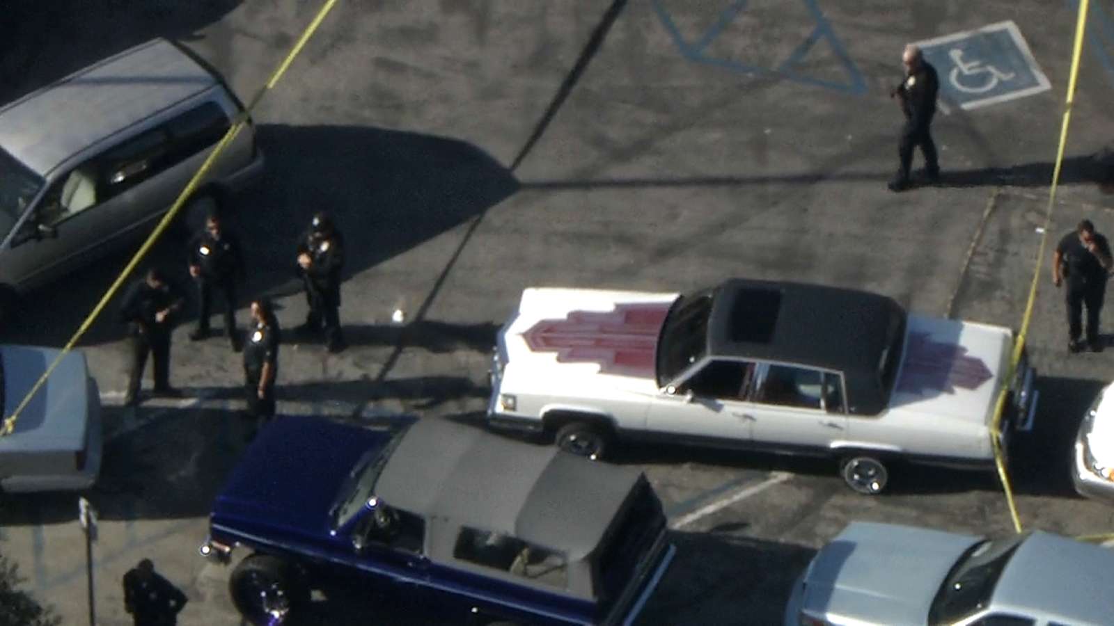 2 killed and 5 others injured during shooting at Los Angeles park ...