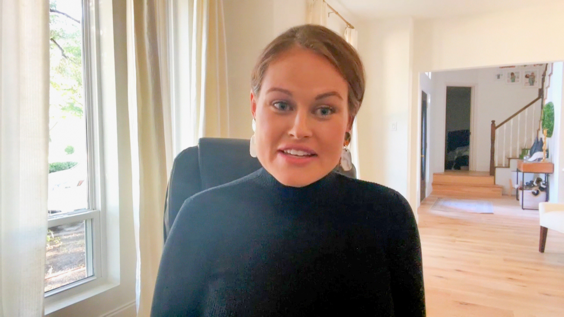 A pregnant woman got a ticket for driving in the HOV lane in Texas. She(00)