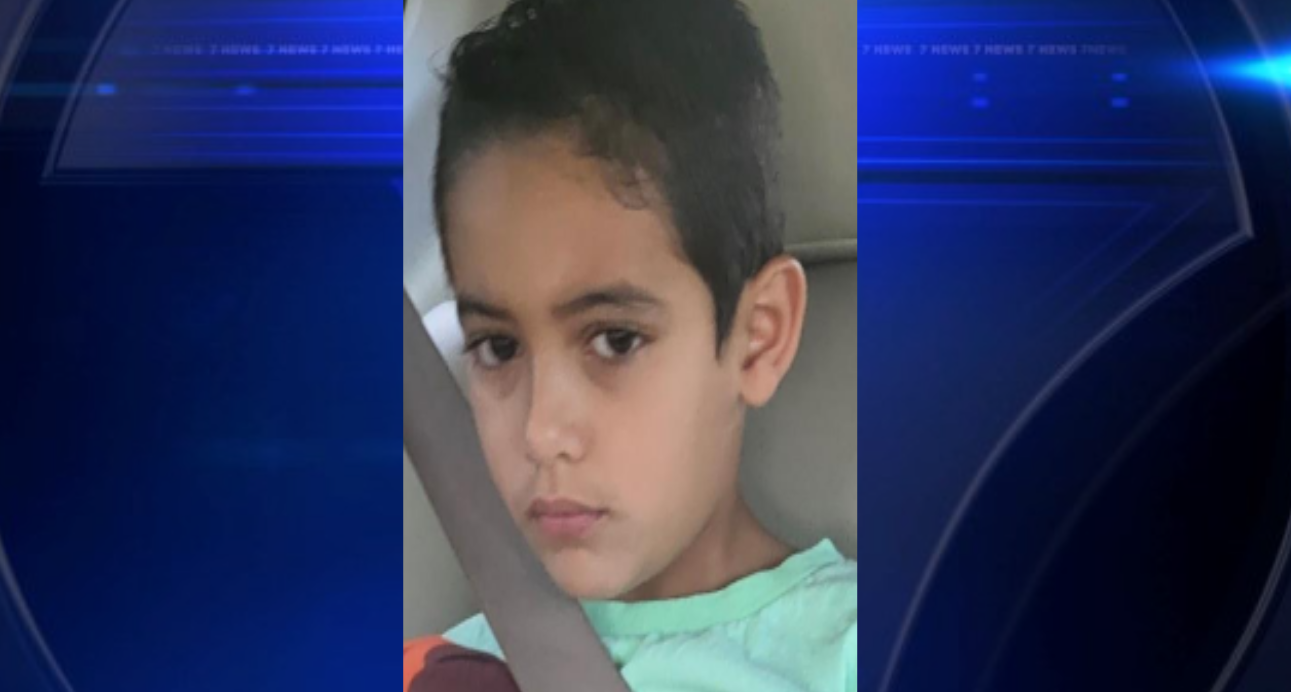Police Search For Missing Juvenile In Miami WSVN 7News Miami News Police search for missing juvenile in miami wsvn 7news miami news