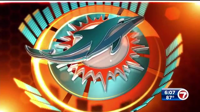 AP source: Dolphins intend to indicator DE Trey Bouquets