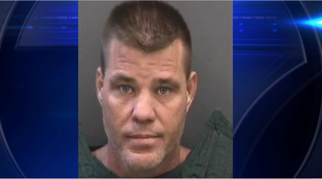 Florida man pleads guilty to pushing police in Capitol riot WSVN