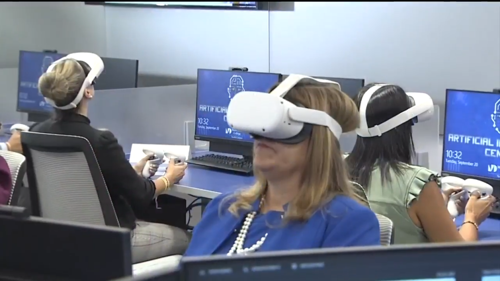 MiamiDade College unveils new artificial intelligence center at its