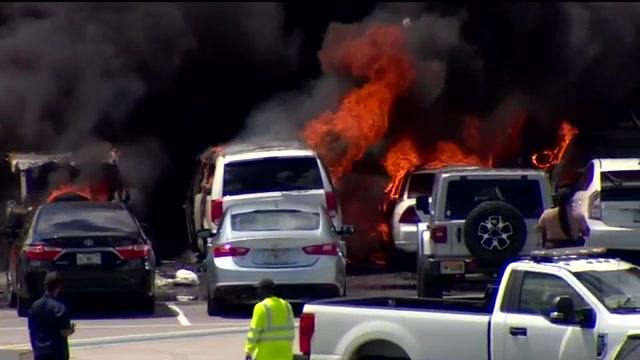 11 vehicles scorched immediately after hearth sparks in Tricky Rock Stadium parking lot through Dolphins game no described accidents