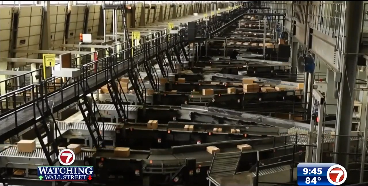 UPS hiring for the holiday rush holds steady above 100,000 WSVN 7News