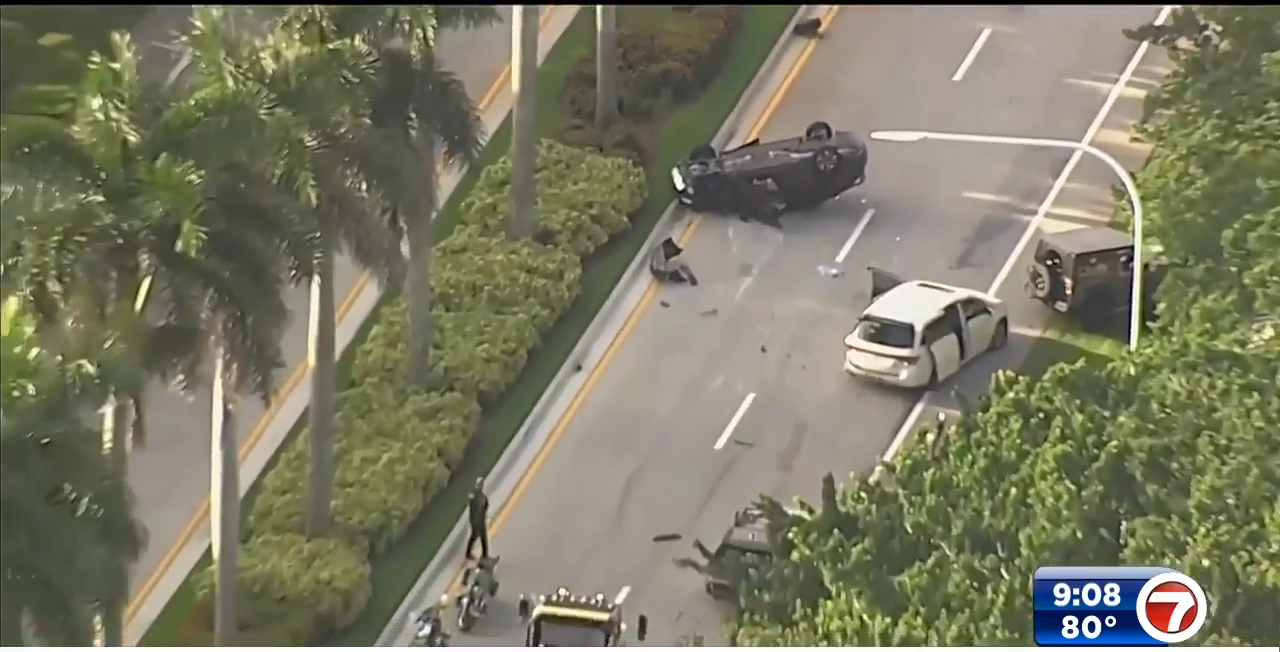 Multivehicle crash affects traffic in Weston WSVN 7News Miami News
