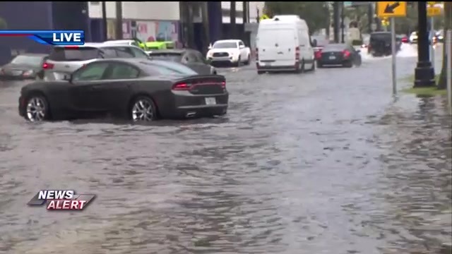 Heavy downpours cause flooding in parts of Miami – WSVN 7News | Miami News, Weather, Sports