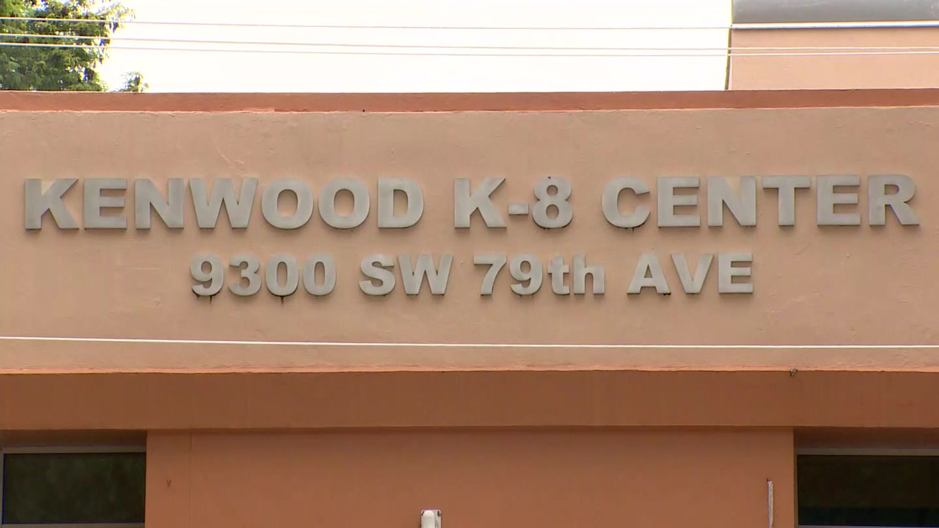 221019 KENWOOD CENTER WSVN 7News Miami News, Weather, Sports Fort