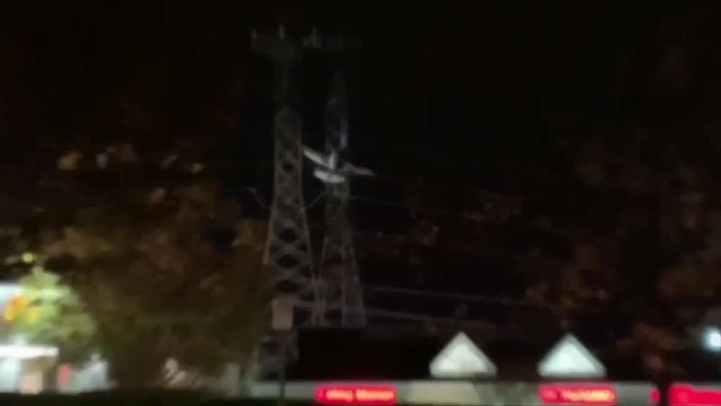 Before a small plane crashed into power lines and tower in Maryland, an