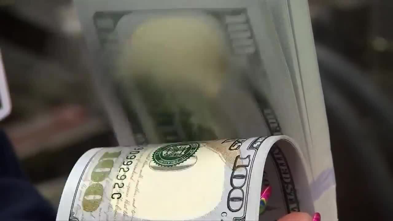 Senate hits snag in bid to pass $1.7 trillion spending bill