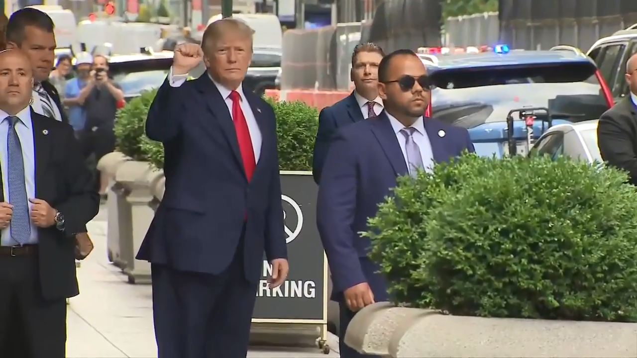 Jan. 6 report: Trump ‘lit that fire’ of Capitol insurrection - WSVN ...