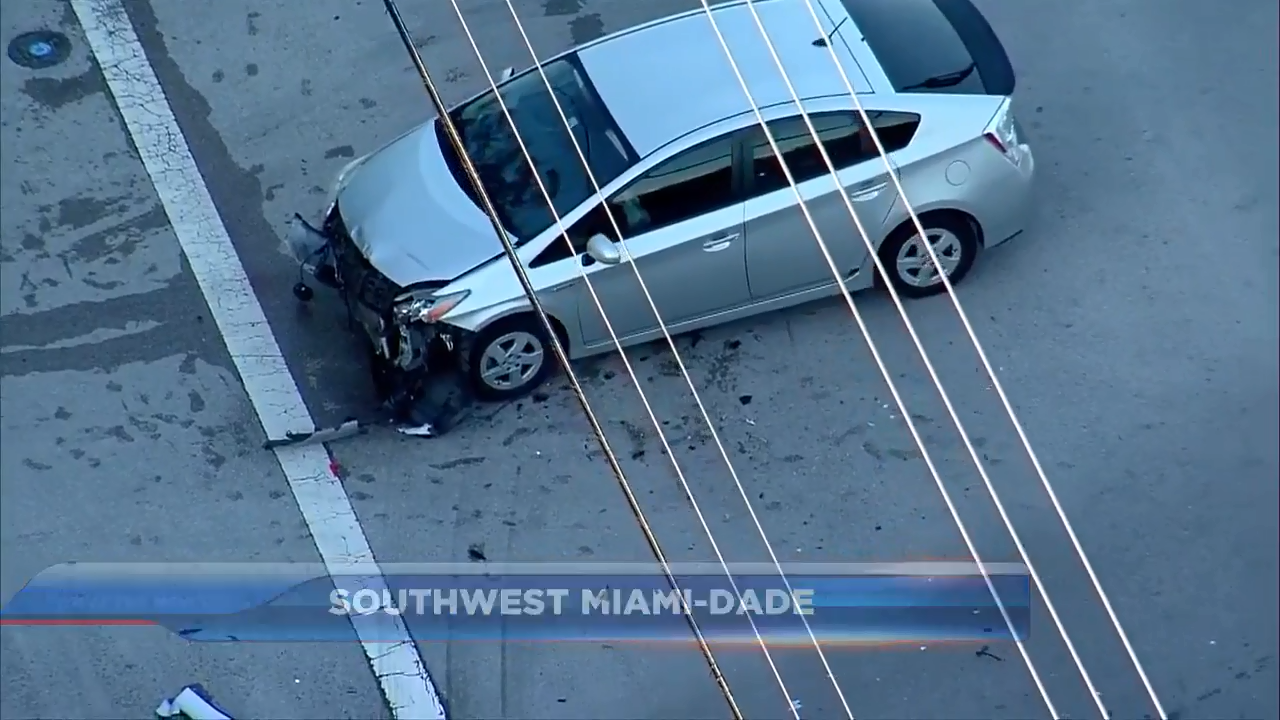 1 dead after two cars collide in Southwest Miami-Dade - WSVN 7News ...