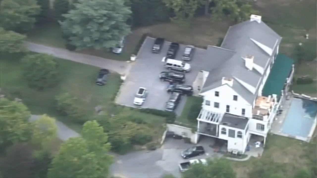 Legal, political strategy in letting FBI search Biden&rsquo;s home - WSVN