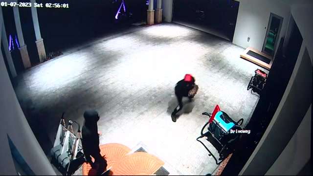 Man arrested after burglars try to break into South Miami home using ...