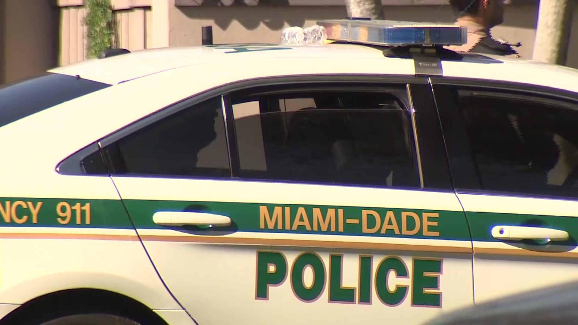 1 dead after motorcycle accident in SW Miami-Dade