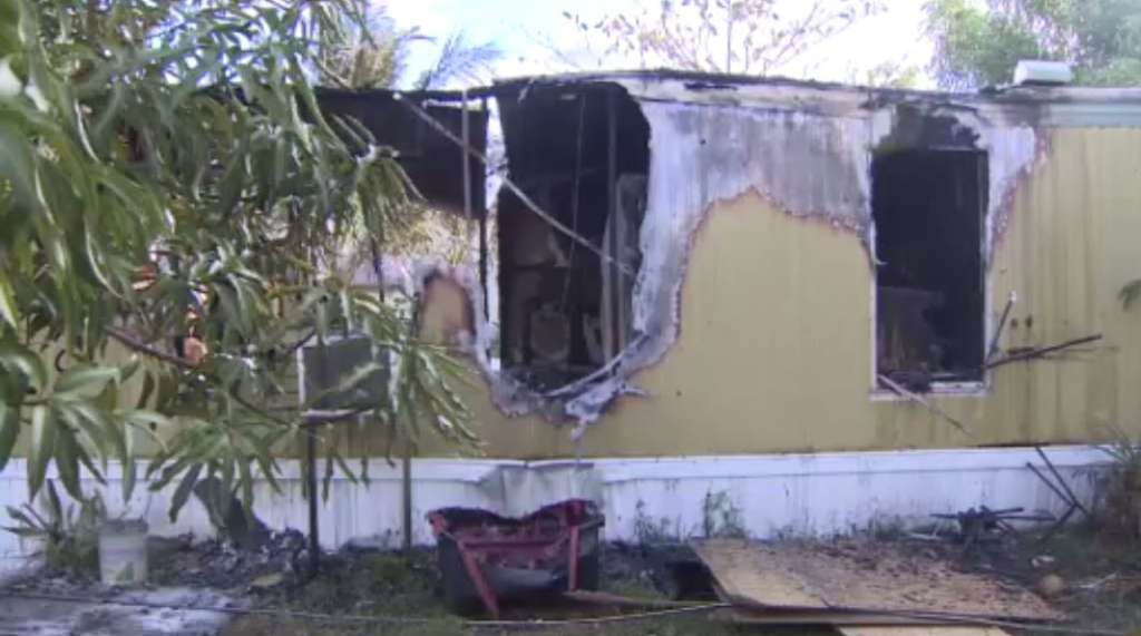 4 children, 1 adult hospitalized after fire destroys Fort Lauderdale mobile  home – WSVN 7News | Miami News, Weather, Sports | Fort Lauderdale