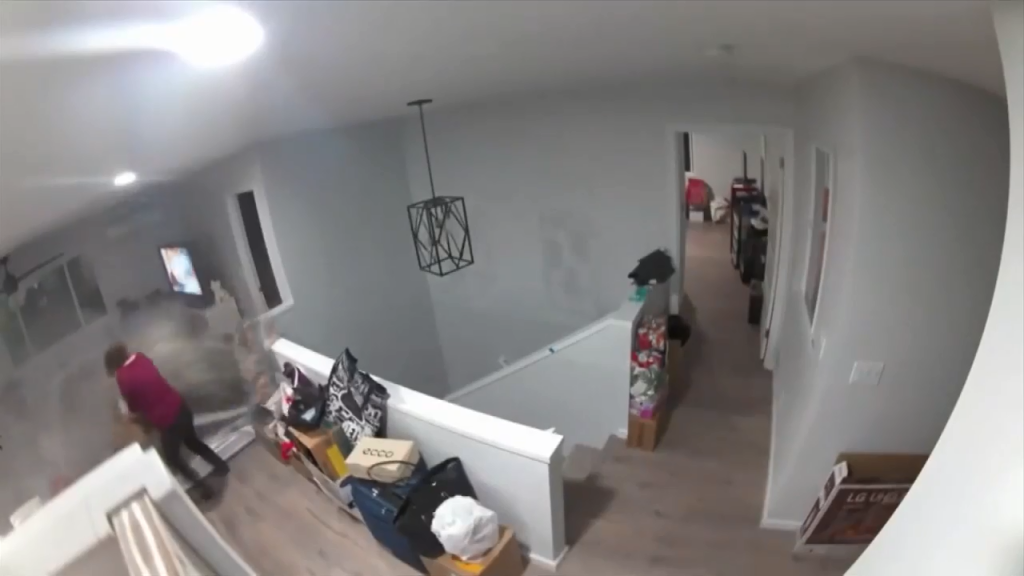 Oahu homeowner recalls near miss with boulder that crashed into her Palolo home WSVN 7News