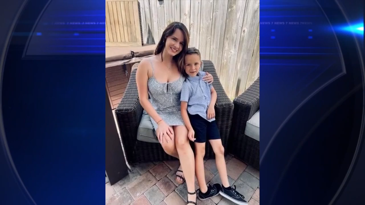 Family of woman killed in car crash days before Christmas in Miramar