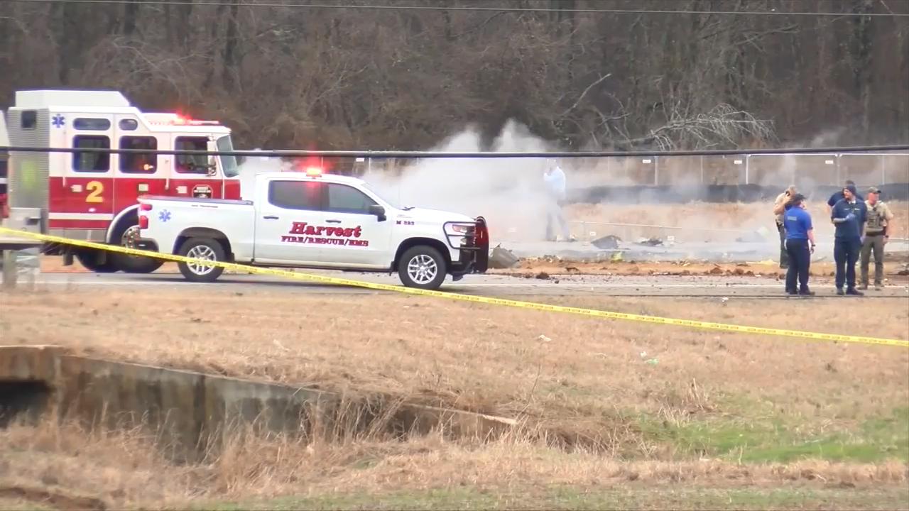 Black Hawk helicopter crashes in Alabama, killing 2 crew WSVN 7News Miami News, Weather