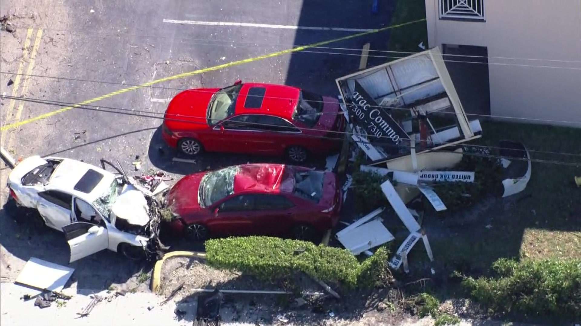 1 dead, multiple people injured following severe crash in Tamarac ...