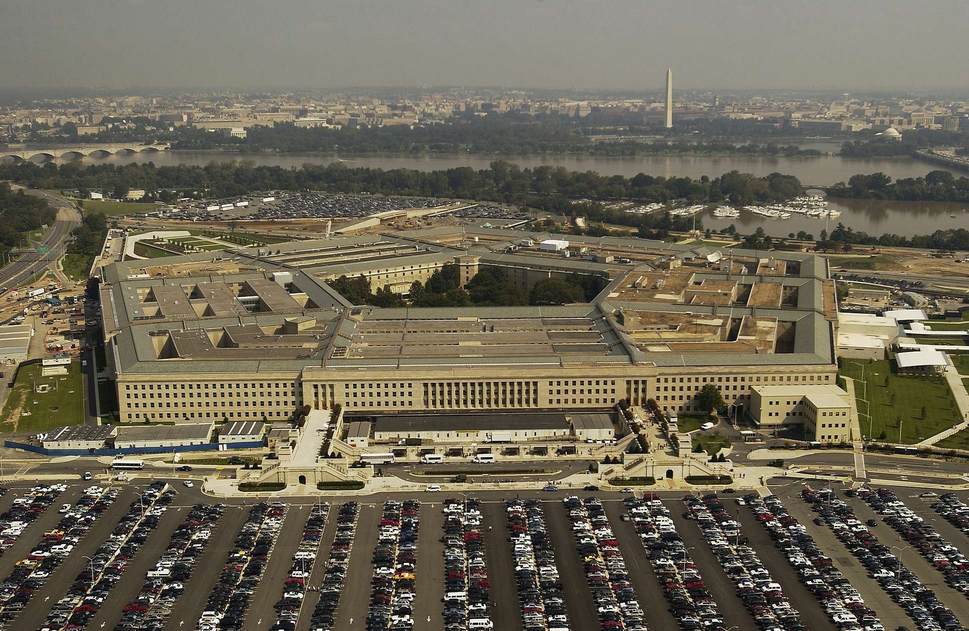 Pentagon has no more money for Ukraine as it hosts a meeting of 50 allies on support for Kyiv - WSVN 7News | Miami News, Weather, Sports - Vimarsana News