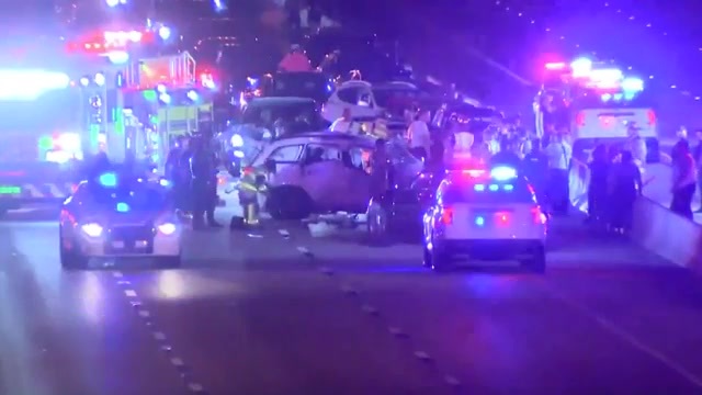 At Least 1 Killed 8 Hospitalized After Multi Vehicle Turnpike Crash In
