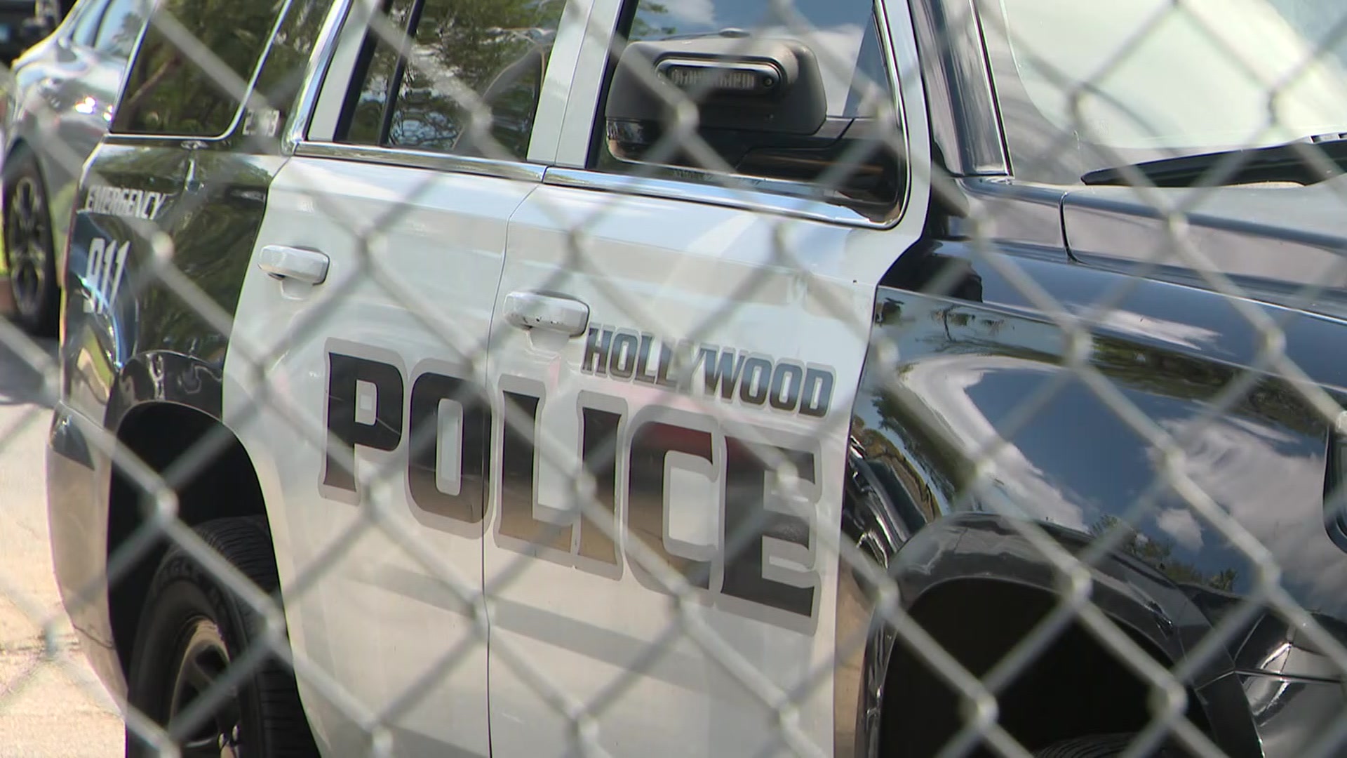 Investigation underway after burnt body found in Hollywood alleyway - WSVN 7News | Miami News, Weather, Sports