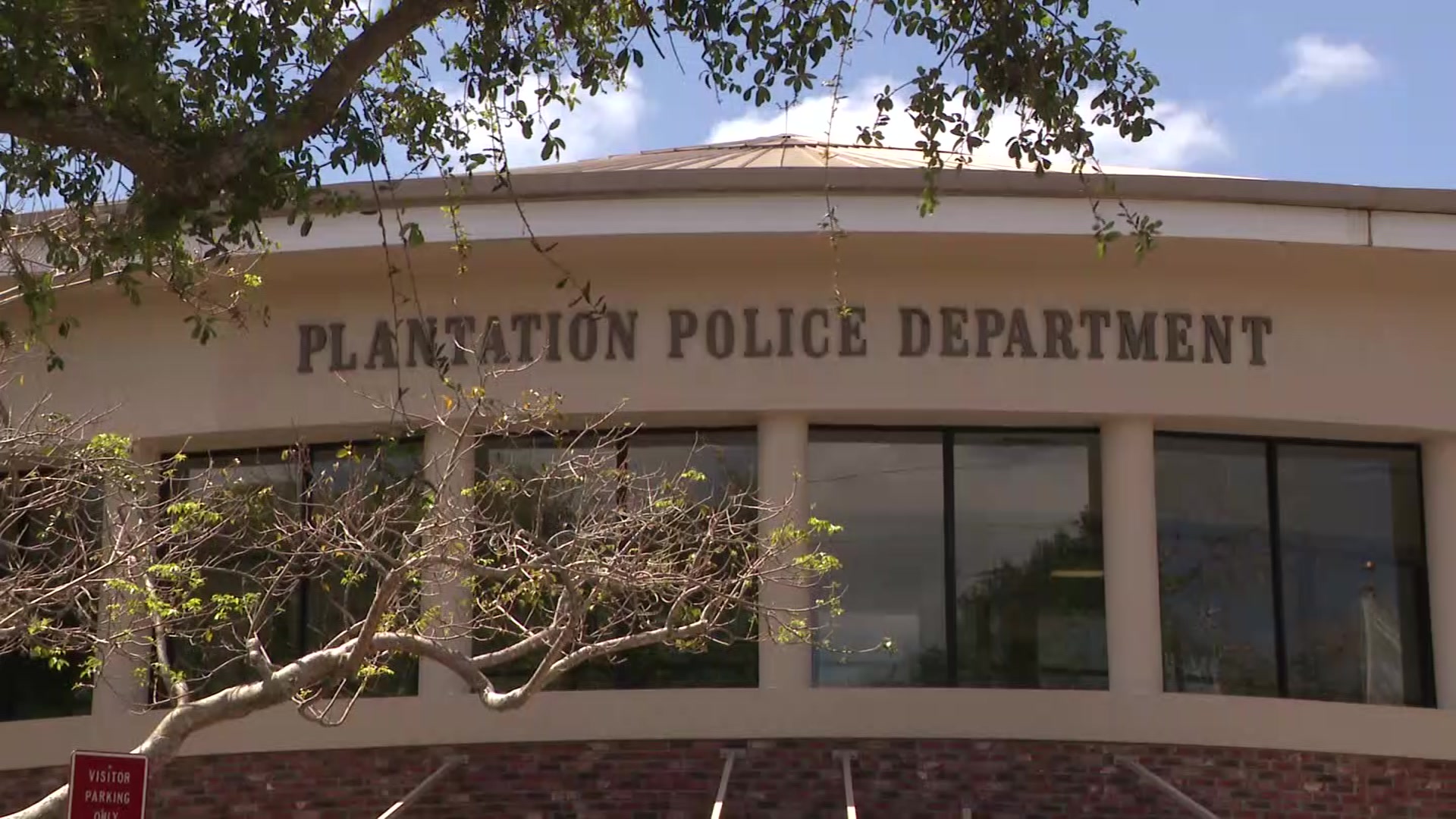 230323 PLANTATION POLICE DEPARTMENT WSVN 7News Miami News, Weather