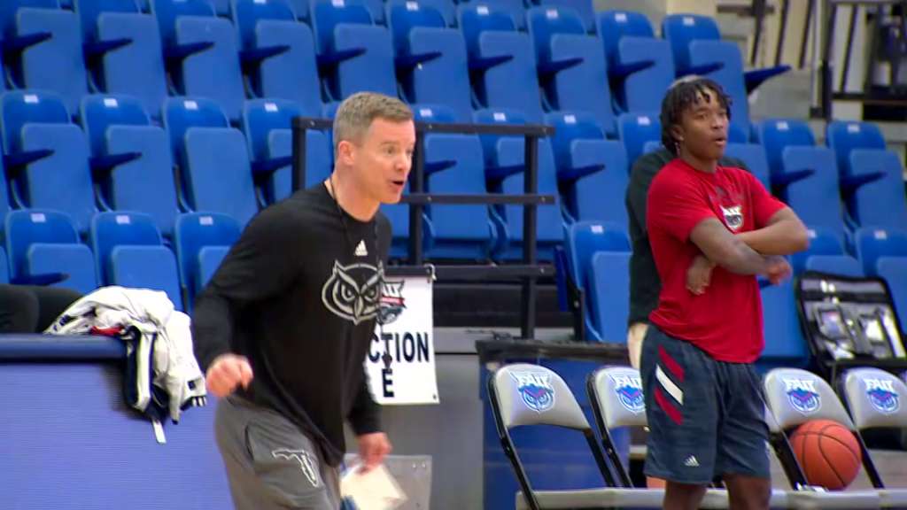 Might Madness: This March, FAU mentor has Owls on cusp of title