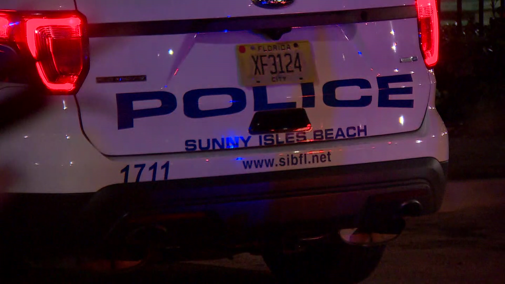 230328 SUNNY ISLES BEACH POLICE NIGHT WSVN 7News Miami News
