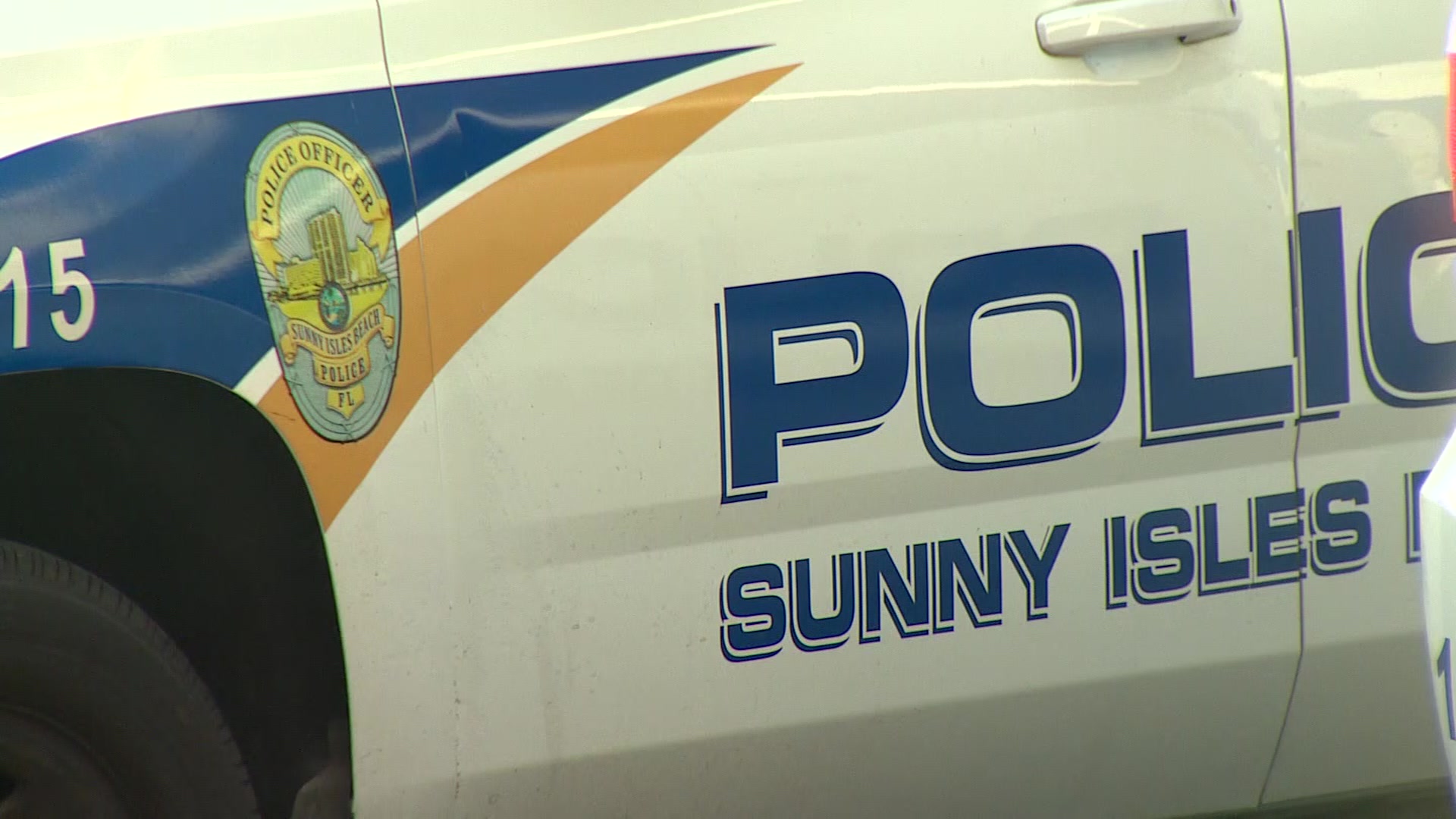 230328 SUNNY ISLES BEACH POLICE WSVN 7News Miami News, Weather
