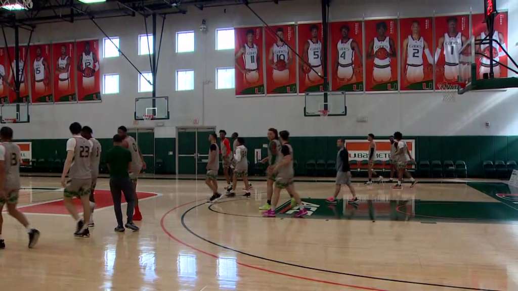230329 UM BASKETBALL PRACTICE WIDE SHOT WSVN 7News Miami News