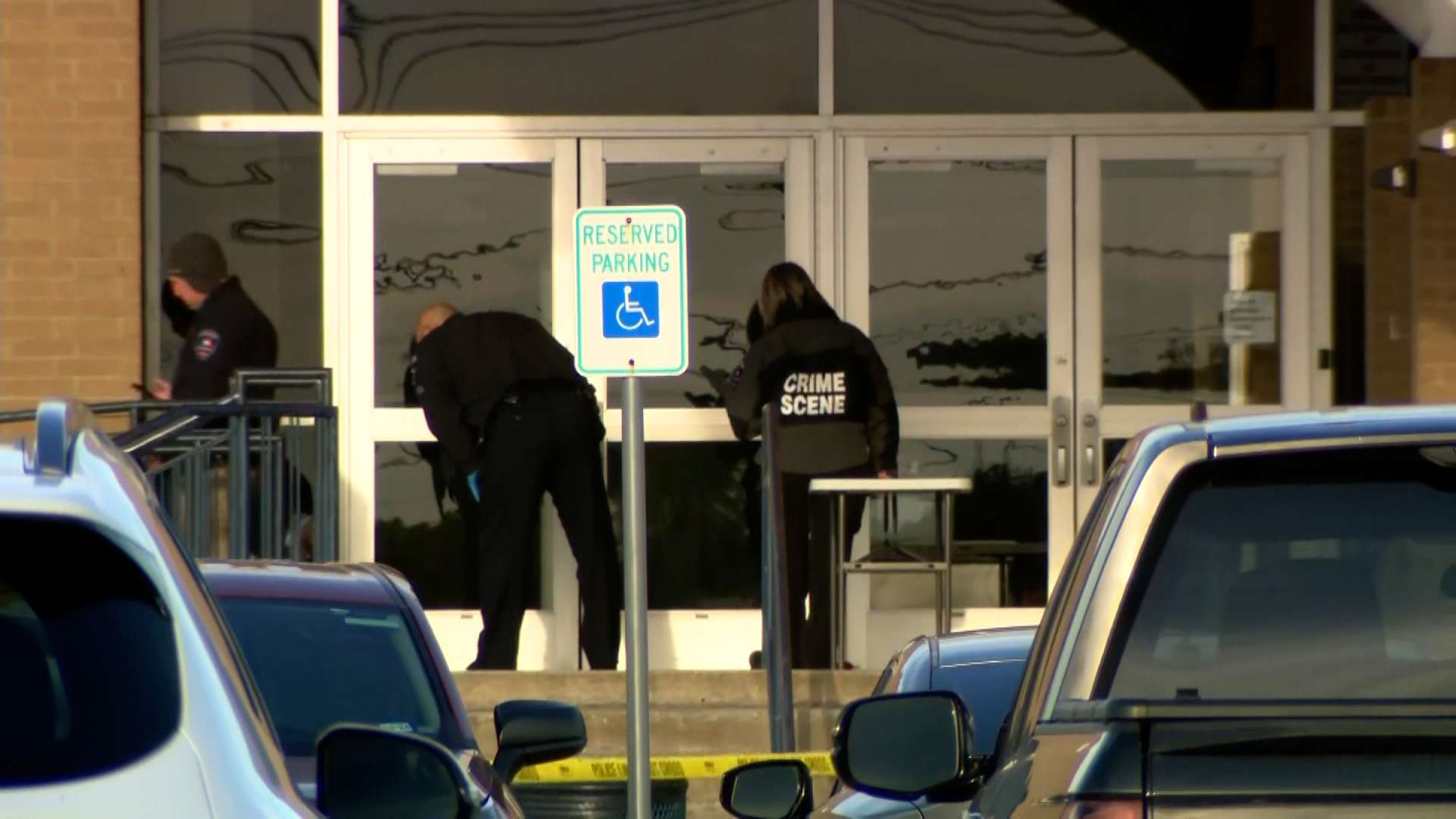 2 students injured in high school shooting outside of Dallas - WSVN ...
