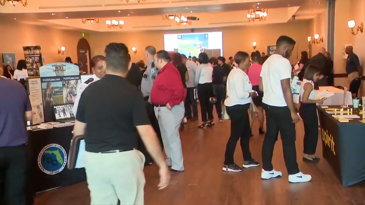 Amazon, Spirit Airlines among companies seeking candidates at Miramar