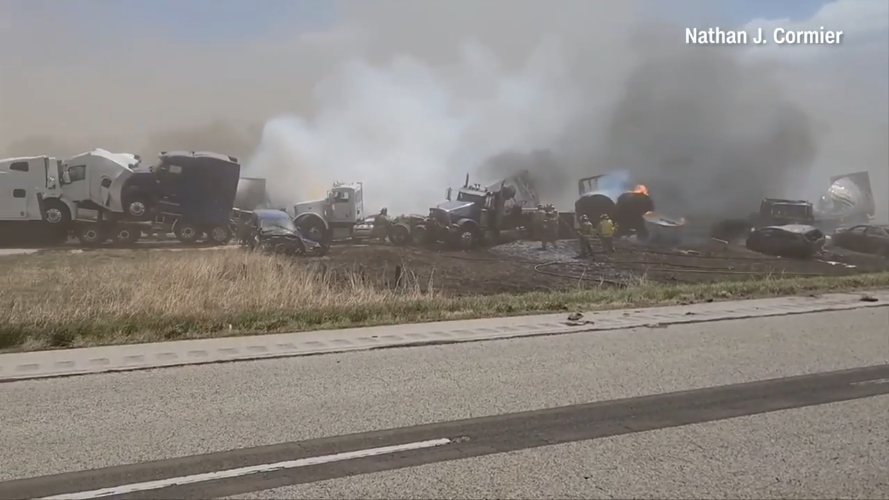 At least 6 dead after dust storm causes crashes in Illinois - WSVN ...