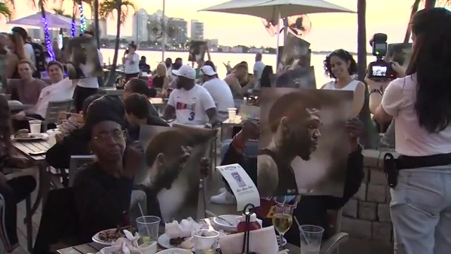 White sizzling bash: in spite of Sport 5 reduction, thrilled Heat enthusiasts cheer on staff at Shuckers observe get together