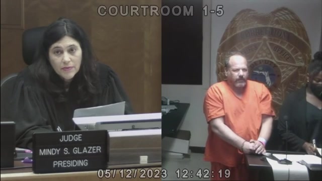 Miami Dade Clerk of Courts employee accused of stealing at least $4K in Miami Dade Clerk of Courts employee accused of stealing at least $4K in