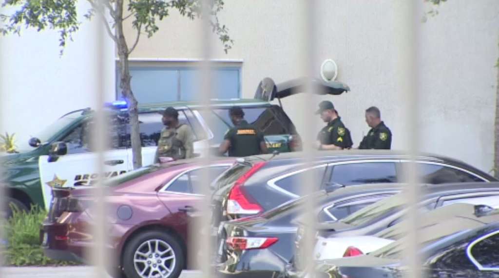 Toddler dies after shooting at Pompano Beach apartment complex Toddler dies after shooting at Pompano Beach apartment complex