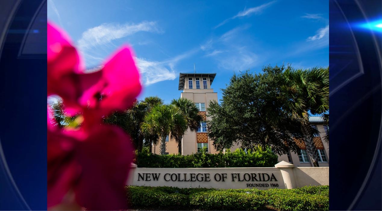 New College of Florida students attend ‘alternative commencement