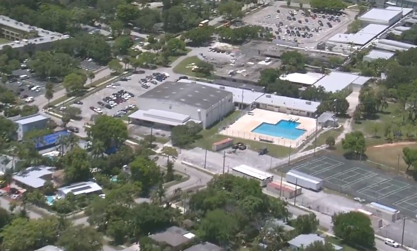 Stranahan High School Evacuated Due To Bomb Threat Flipboard